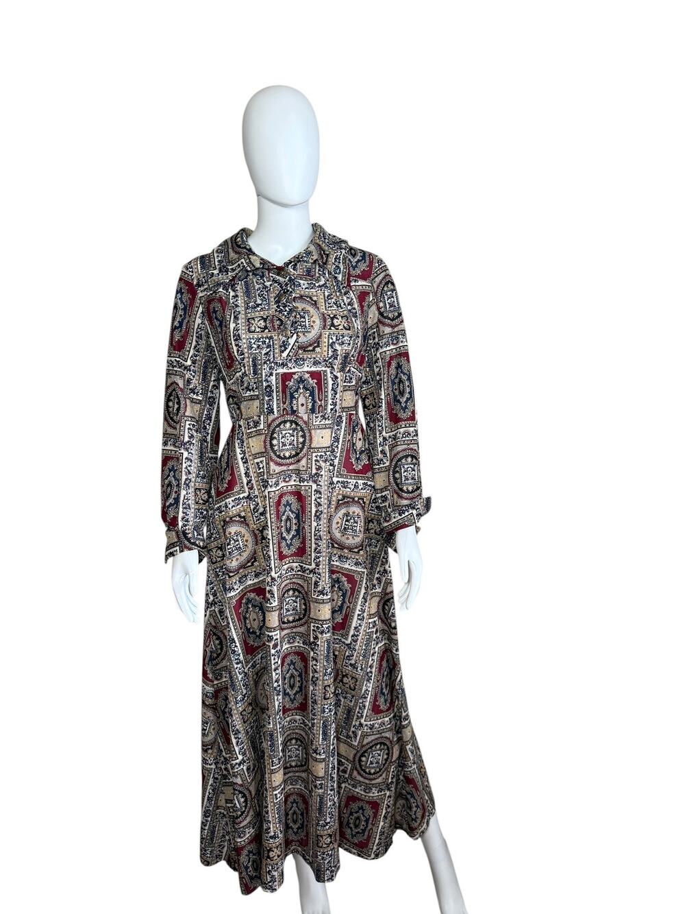 Vintage Boho Medallion Print Long Sleeve Collared Maxi Dress